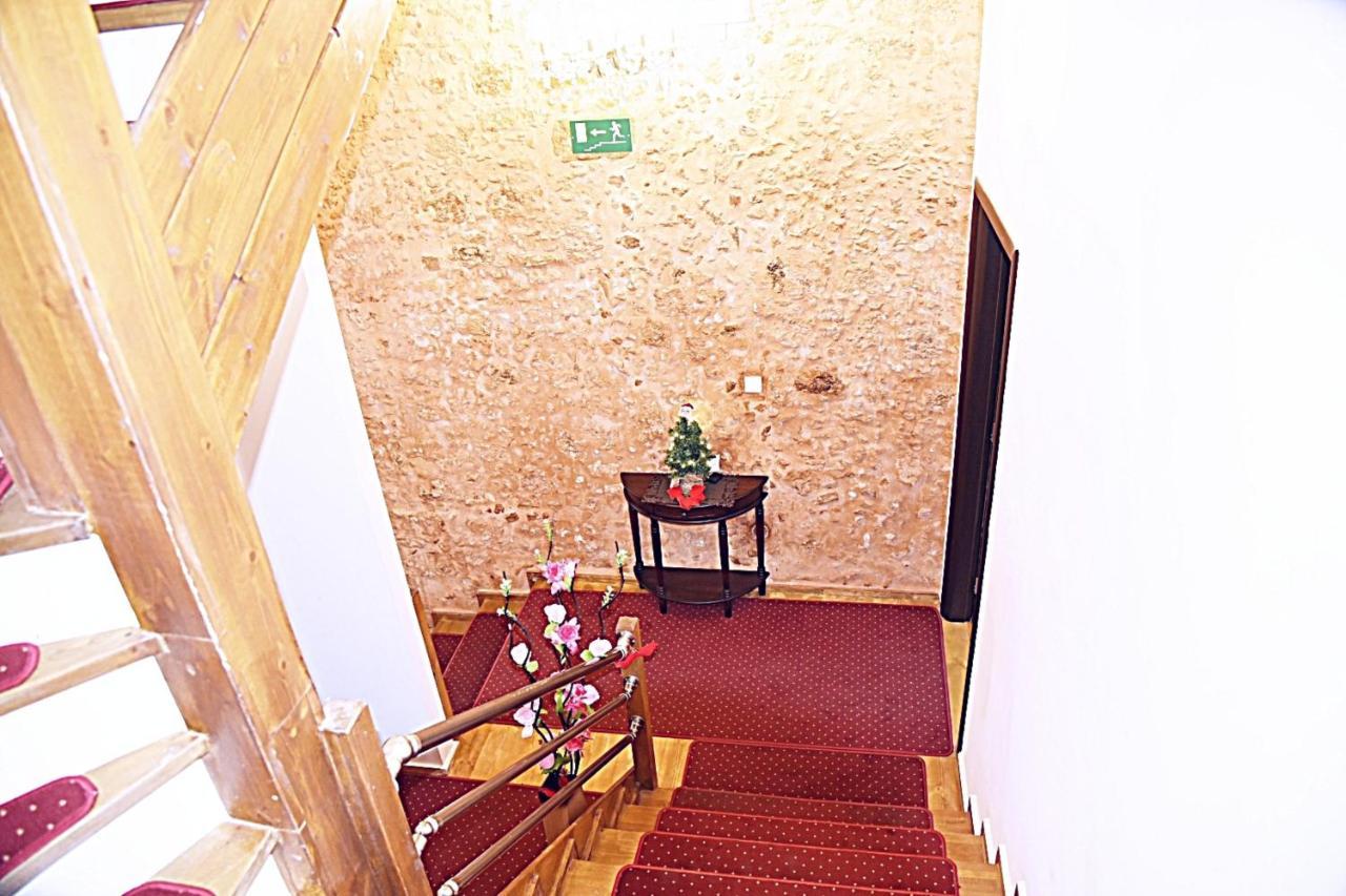 Santrivani Rooms 干尼亞 外观 照片
